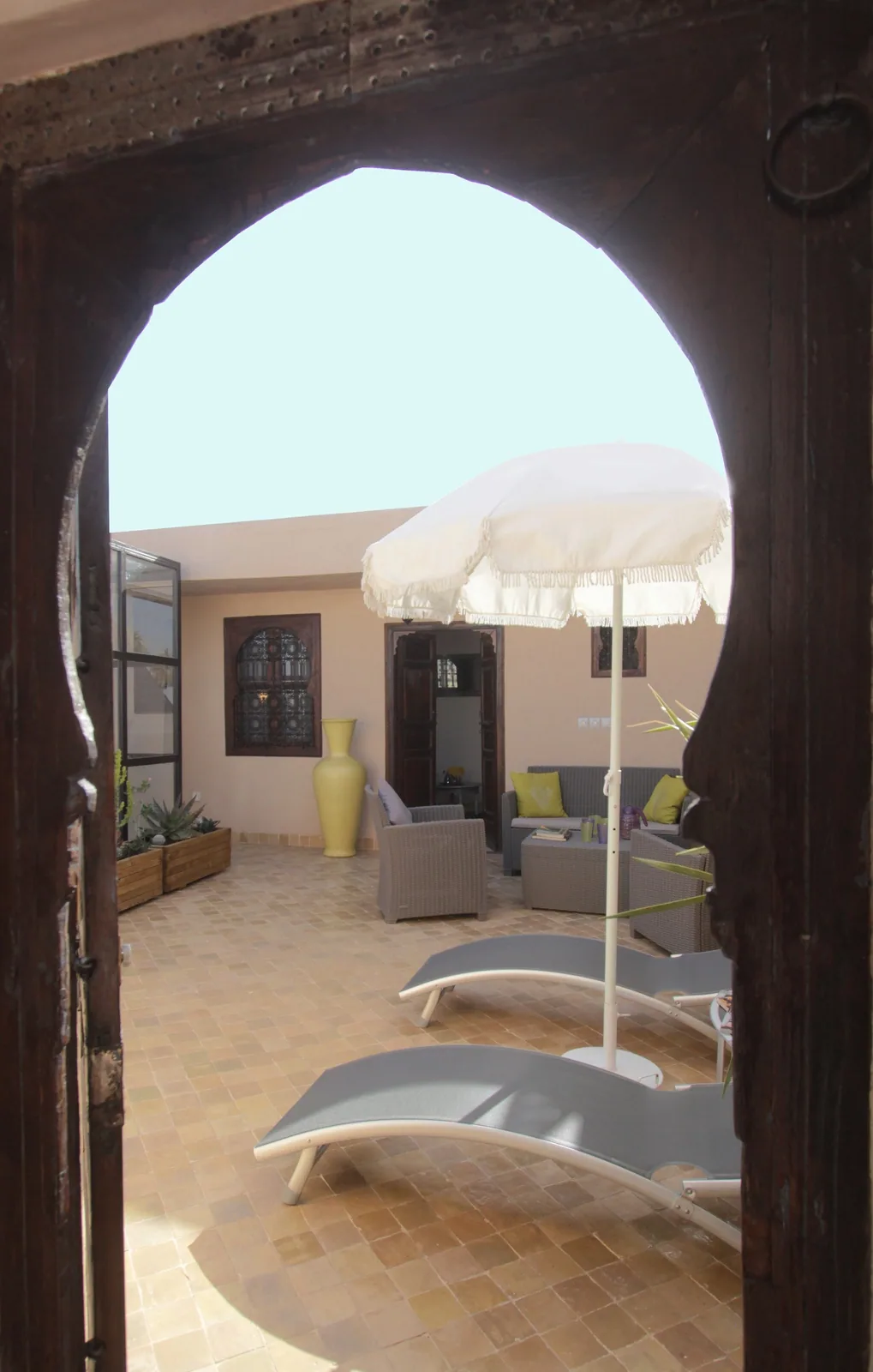 La terrasse privée vue depuis la chambre Terrasse
